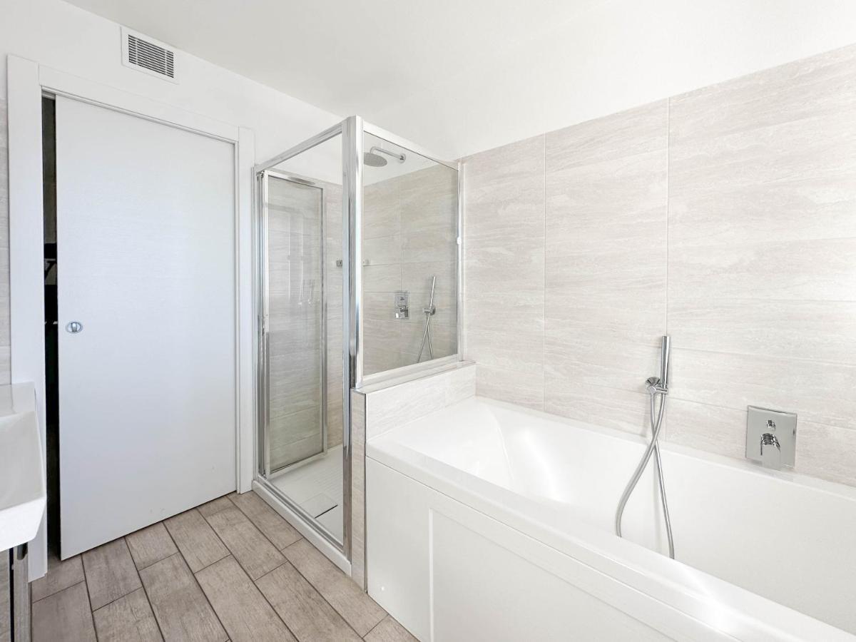 The View!!! By Design Studio Perledo Exterior photo